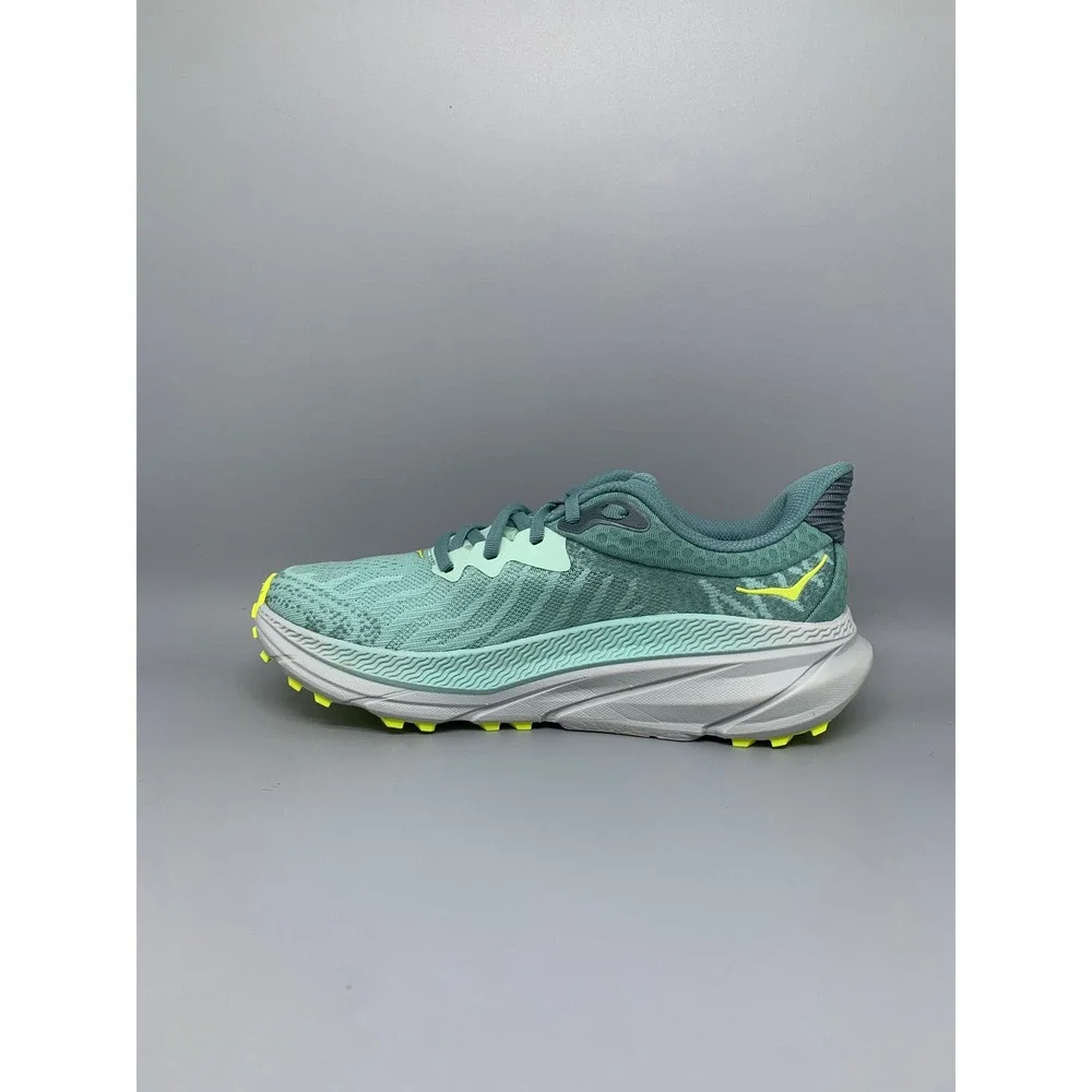 Hoka One Challenger ATR 7 Green Trail Running Shoes Women's Sz 7.5B